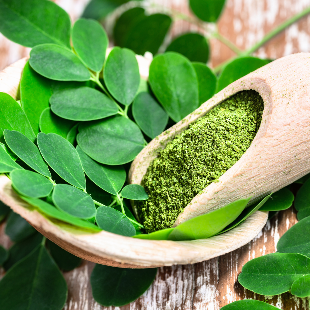 How to use Moringa leaves for hair growth